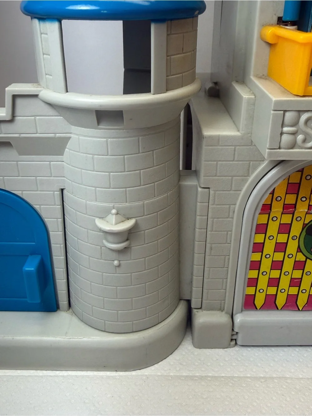 Vintage 1987 Playmates Disney Castle Cinderella Magic Kingdom Playset Tower Toy